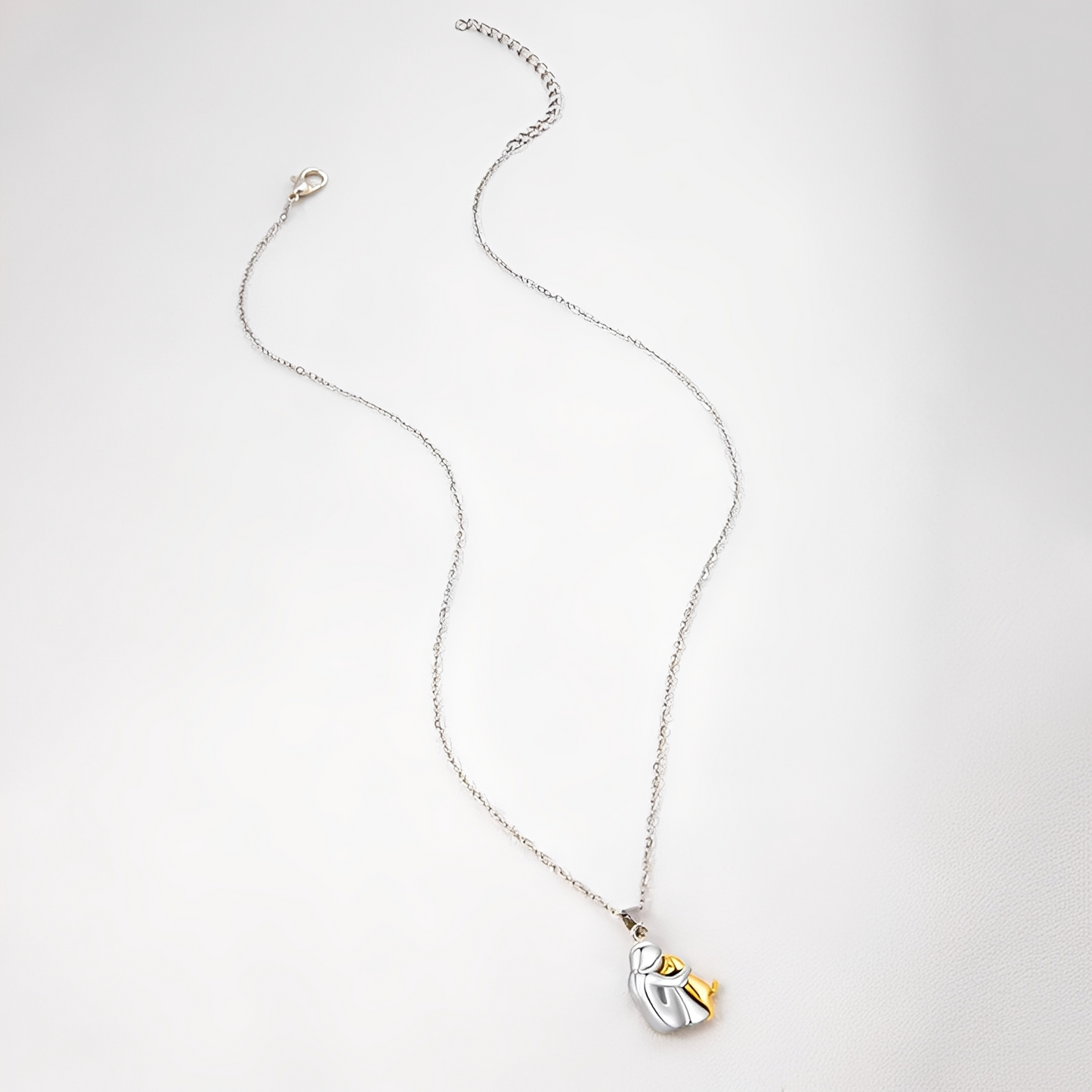 Neko – Necklace Pendant Hug Dog and Owner